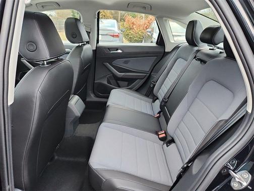 2026 Volkswagen Jetta 1.4T SE