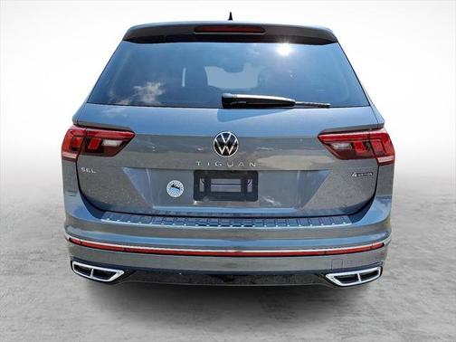 2022 Volkswagen Tiguan 2.0T SEL R-Line 4MOTION
