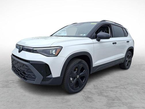 Pure White w/Deep Black Roof 2026 Volkswagen Taos SE Black