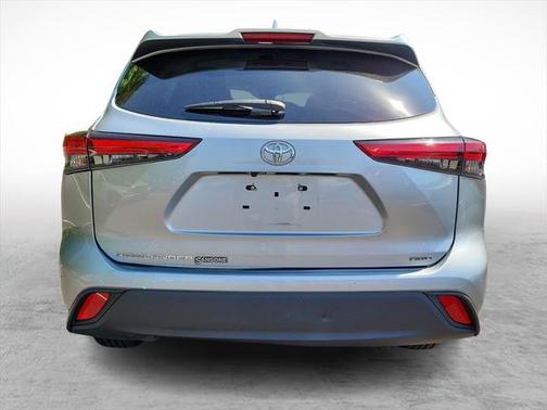 2021 Toyota Highlander L