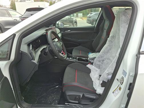 2026 Volkswagen Golf GTI 2.0T SE DSG