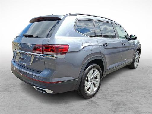 2022 Volkswagen Atlas 2.0T SE w/Technology 4MOTION