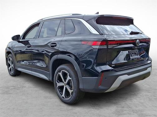 2025 Volkswagen Tiguan 2.0T SE 4MOTION