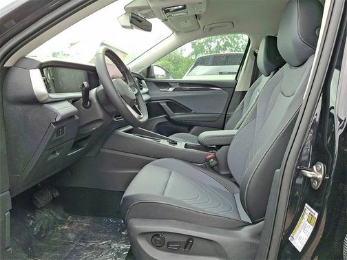 2025 Volkswagen Tiguan 2.0T SE 4MOTION