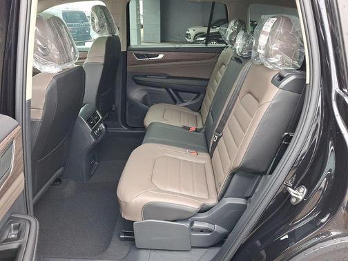 deep black pearl 2026 Volkswagen Atlas 2.0T SEL