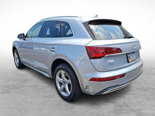 2022 Audi Q5 40 Premium