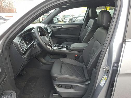 2026 Volkswagen Atlas Cross Sport 2.0T SE w/Technology 4MOTION