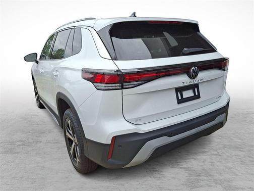 2025 Volkswagen Tiguan 2.0T SE 4MOTION