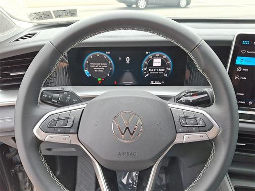2025 Volkswagen Tiguan 2.0T SE 4MOTION