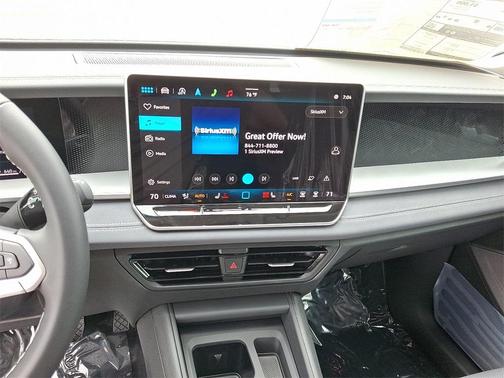 2025 Volkswagen Tiguan 2.0T SE 4MOTION