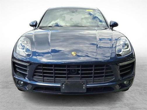 2018 Porsche Macan Base