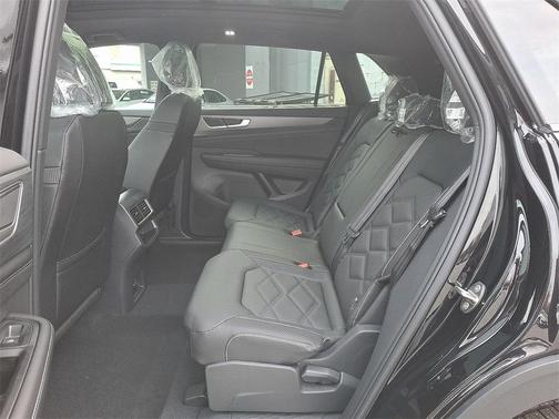 2026 Volkswagen Atlas Cross Sport 2.0T SE w/Technology 4MOTION