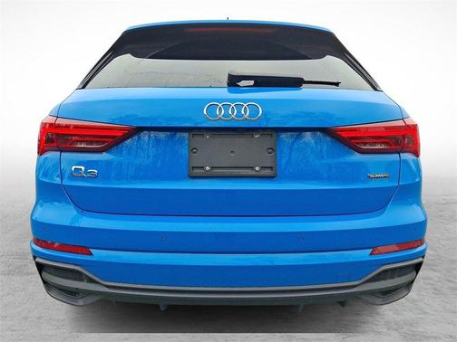 2023 Audi Q3 Premium 45 TFSI S line quattro Tiptronic