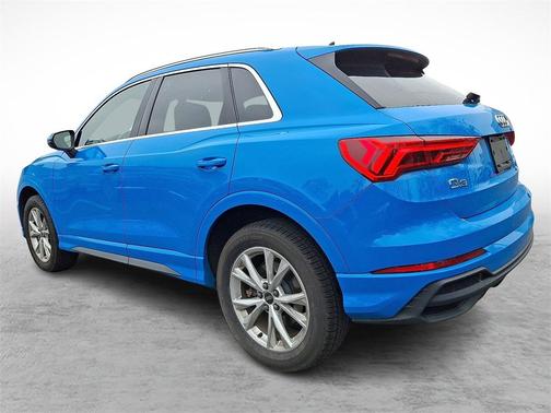 2023 Audi Q3 Premium 45 TFSI S line quattro Tiptronic