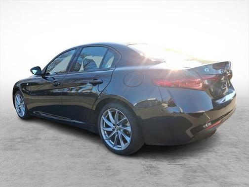 2022 Alfa Romeo Giulia Ti