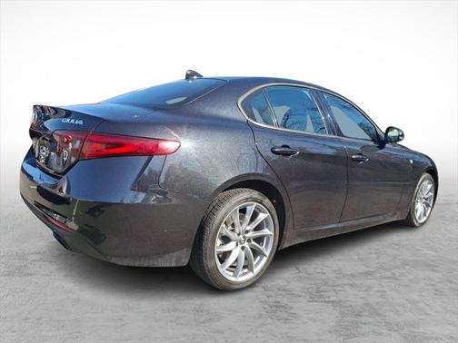 2022 Alfa Romeo Giulia Ti