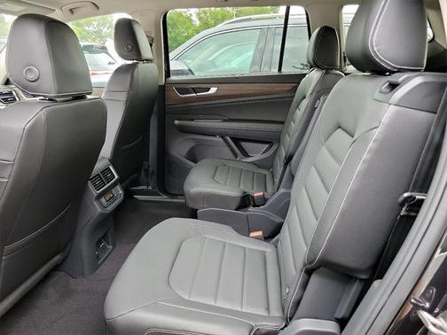 2024 Volkswagen Atlas 2.0T SEL