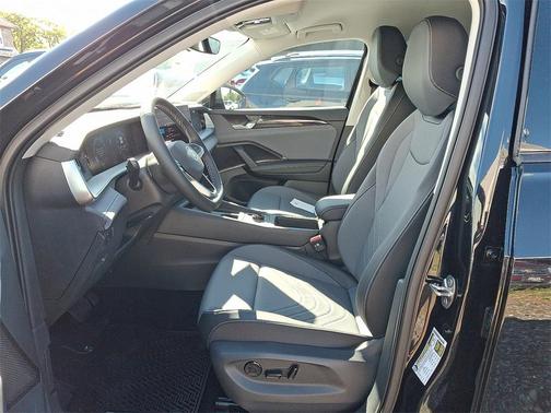 2025 Volkswagen Tiguan 2.0T SE 4MOTION