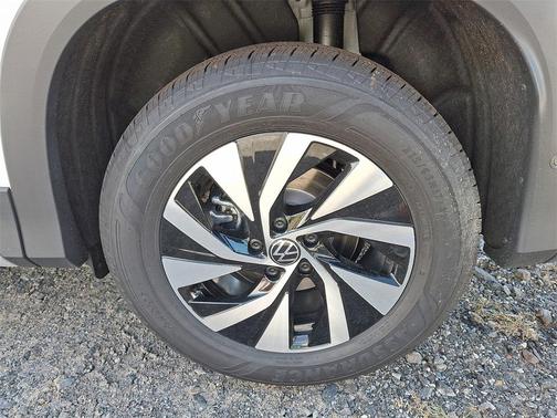 2025 Volkswagen Tiguan 2.0T S