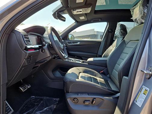 2025 Volkswagen Atlas Cross Sport 2.0T SEL