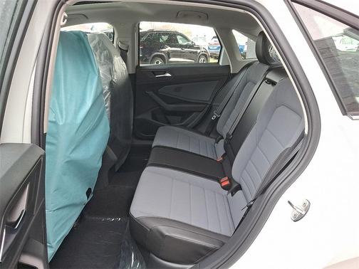 2026 Volkswagen Jetta 1.4T SE