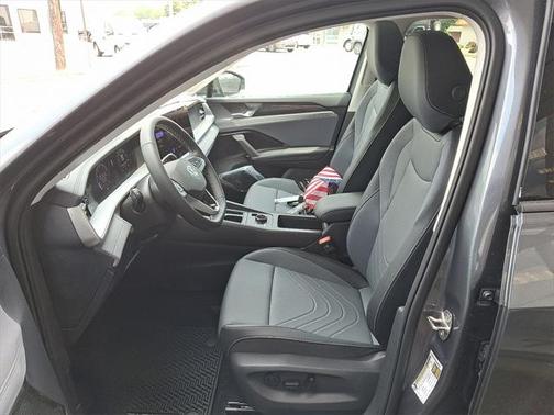 2025 Volkswagen Tiguan 2.0T SE 4MOTION