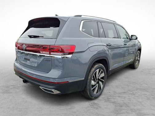 pure gray 2026 Volkswagen Atlas 2.0T SEL