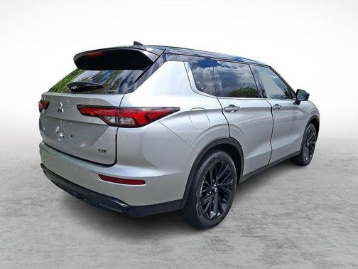 Silver 2023 Mitsubishi Outlander SEL Black Edition S-AWC