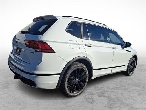 2022 Volkswagen Tiguan 2.0T SE R-Line Black 4MOTION