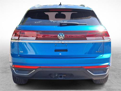 2024 Volkswagen Atlas Cross Sport 2.0T SE w/Technology 4MOTION