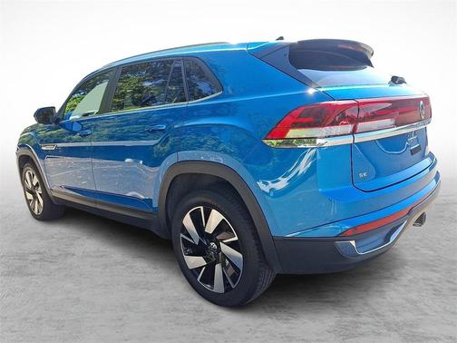 2024 Volkswagen Atlas Cross Sport 2.0T SE w/Technology 4MOTION