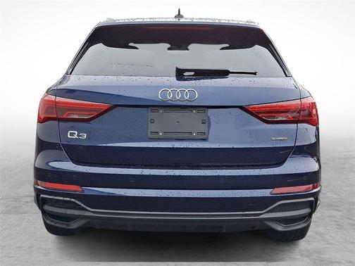 2024 Audi Q3 Premium 45 TFSI S line quattro Tiptronic