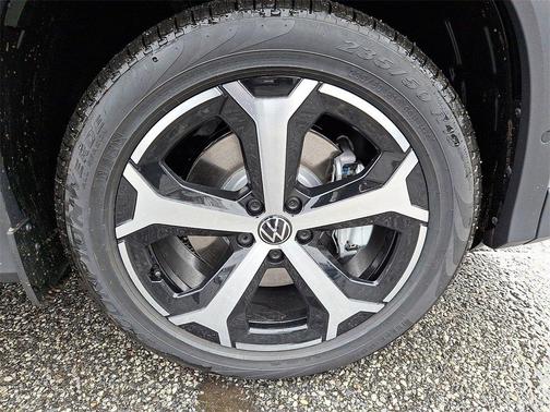 2026 Volkswagen Tiguan 2.0T SE 4MOTION