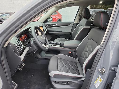 2026 Volkswagen Atlas Peak Edition