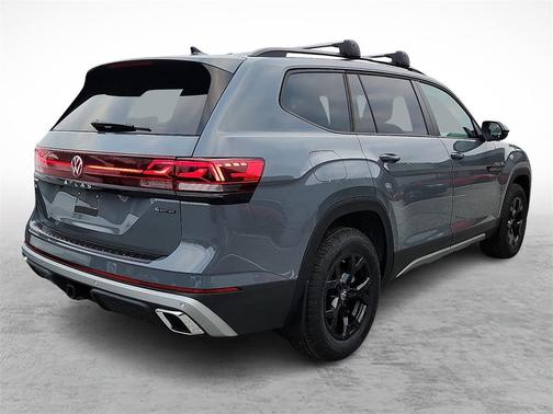 2026 Volkswagen Atlas Peak Edition