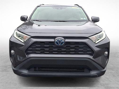 2020 Toyota RAV4 Hybrid XLE
