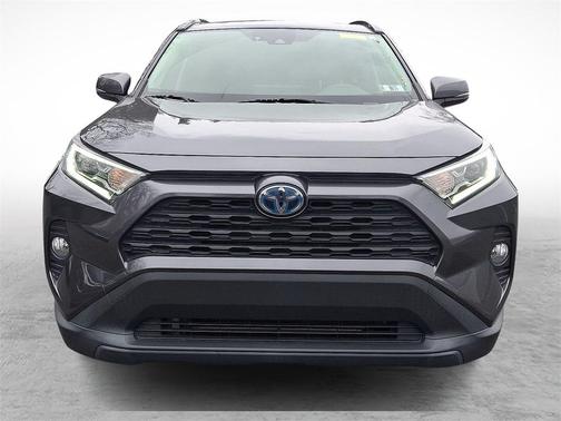 2020 Toyota RAV4 Hybrid XLE