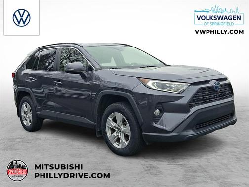 2020 Toyota RAV4 Hybrid XLE