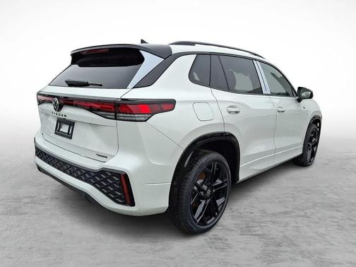White 2026 Volkswagen Tiguan 2.0T SE R-Line Black 4MOTION