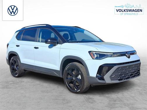 2025 Volkswagen Taos 1.5T SE Black