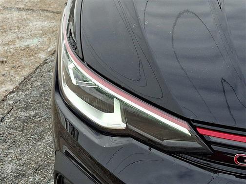 2026 Volkswagen Golf GTI 2.0T SE DSG