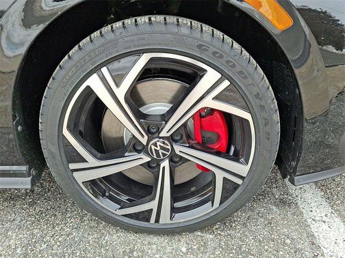 2026 Volkswagen Golf GTI 2.0T SE DSG