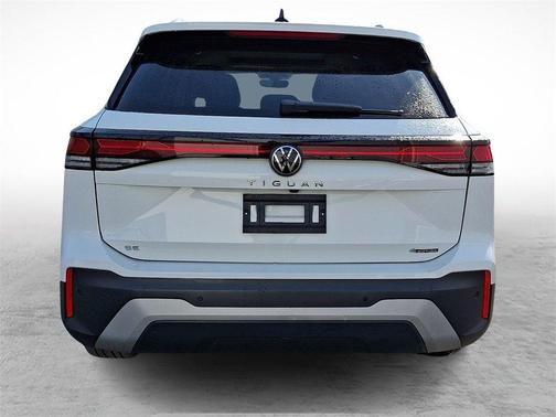 2025 Volkswagen Tiguan 2.0T SE 4MOTION