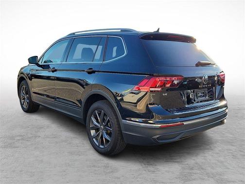 2024 Volkswagen Tiguan 2.0T SE 4MOTION