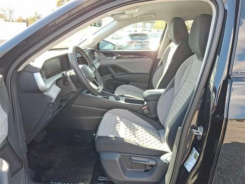 2025 Volkswagen Tiguan 2.0T S 4MOTION