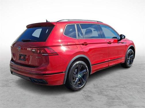 2024 Volkswagen Tiguan 2.0T SE R-Line Black 4MOTION