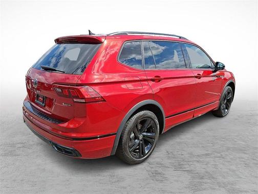 2024 Volkswagen Tiguan 2.0T SE R-Line Black 4MOTION