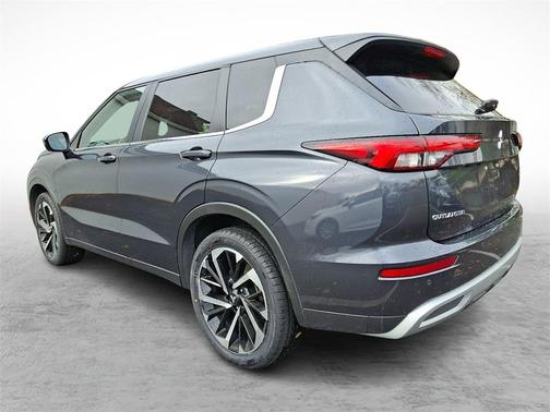 2024 Mitsubishi Outlander SE Black Edition S-AWC