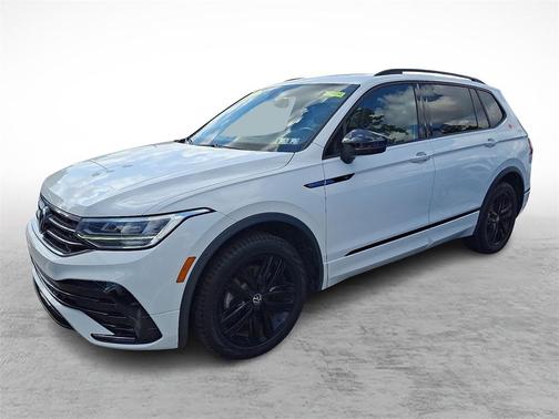 2022 Volkswagen Tiguan 2.0T SE R-Line Black 4MOTION