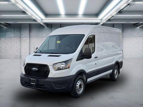 2022 Ford Transit-250 Base